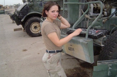 Most Attractive Female Armed Forces in the World.